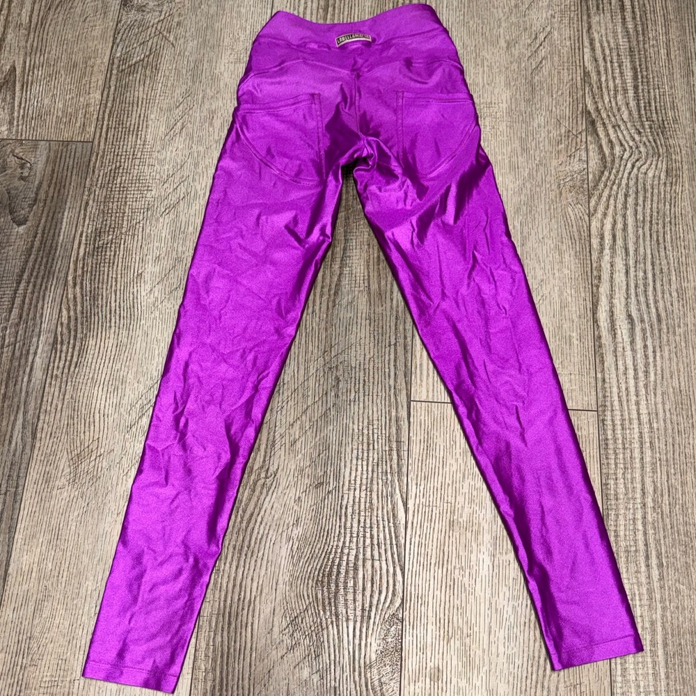 Labellamafia metallic purple shiny workout active leggings slick fit small